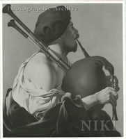 Bagpipe Player (Profile to Right)